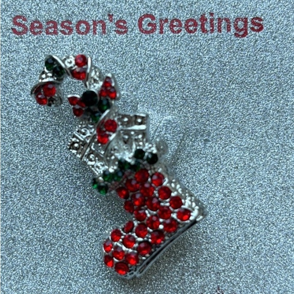 New Christmas Brooch/Pin